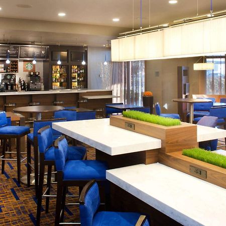 Hotel Courtyard By Marriott Bloomington Esterno foto